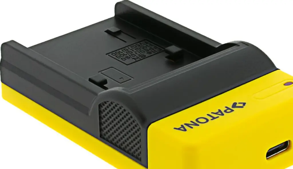 Caricabatteria Slim per Sony NPFP50